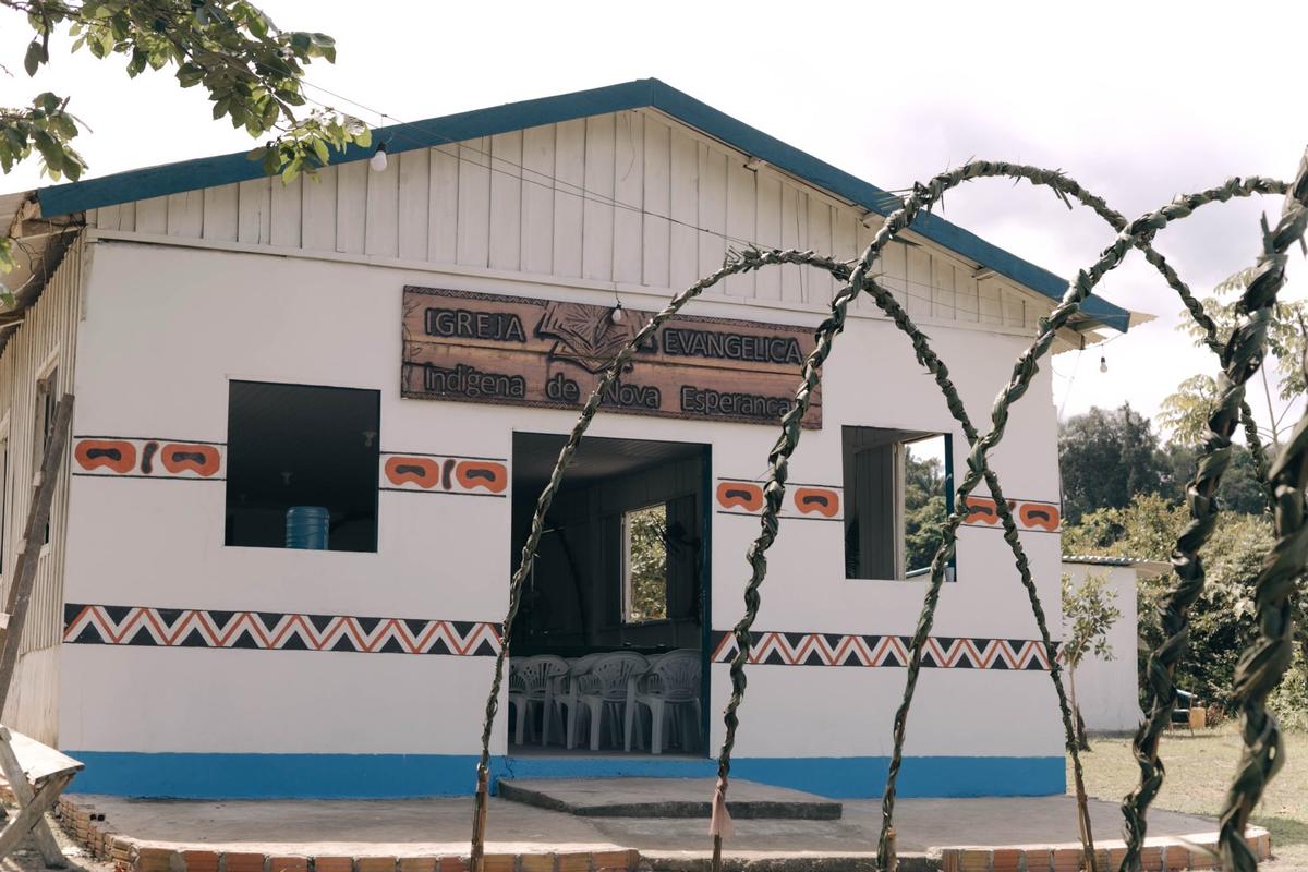 Igreja Evangélica Indígena de Nova Esperança, na Amazônia