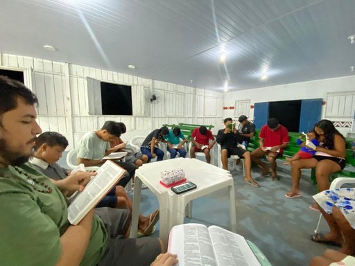 Uma igreja que começa a caminhar com maturidade